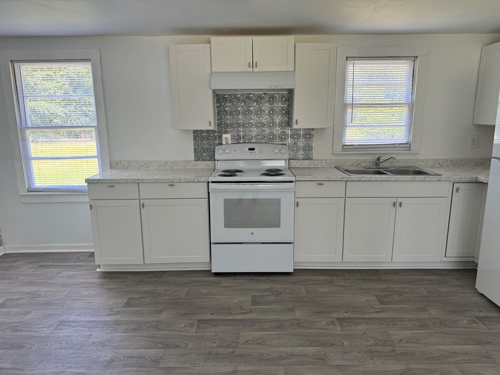 3395 Touchton Road Valdosta, GA 31601 - Photo 3 of 13 Gallery Image 3