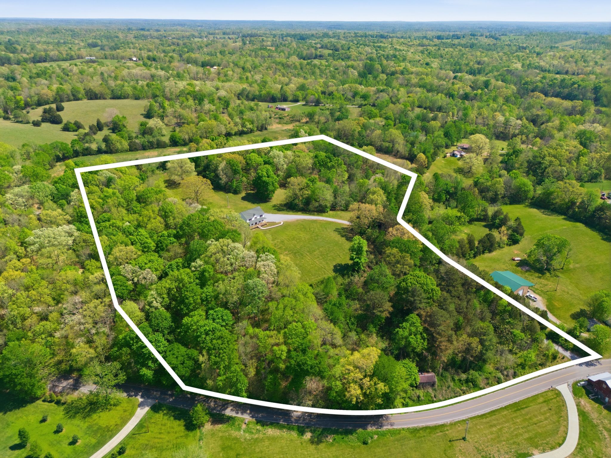 985 Furnace Hollow Road Dickson, TN 37055 - Photo 1 of 57