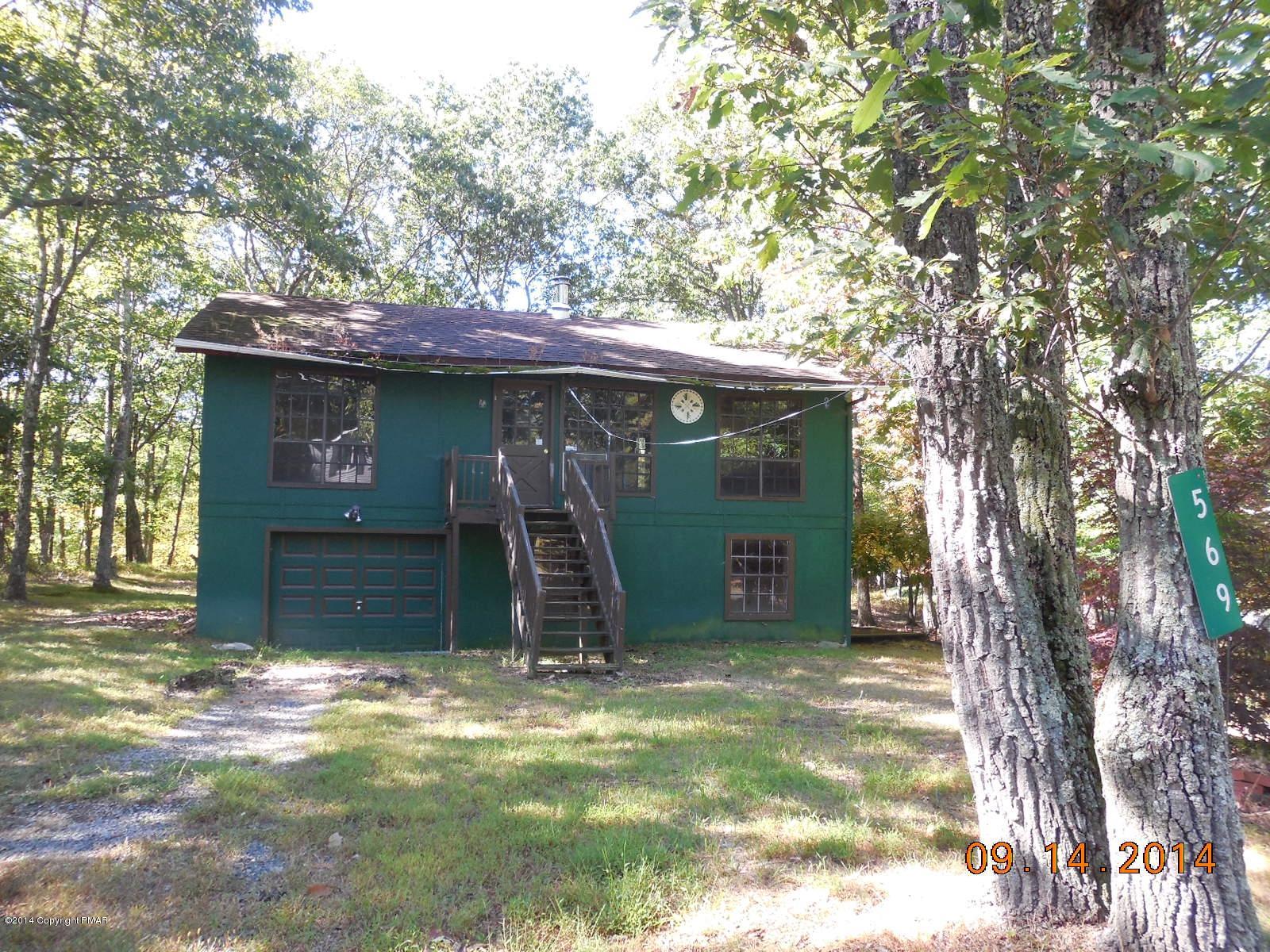 569 Gold Finch Road Bushkill, PA 18324 - Photo 1 of 13 DSCN7360