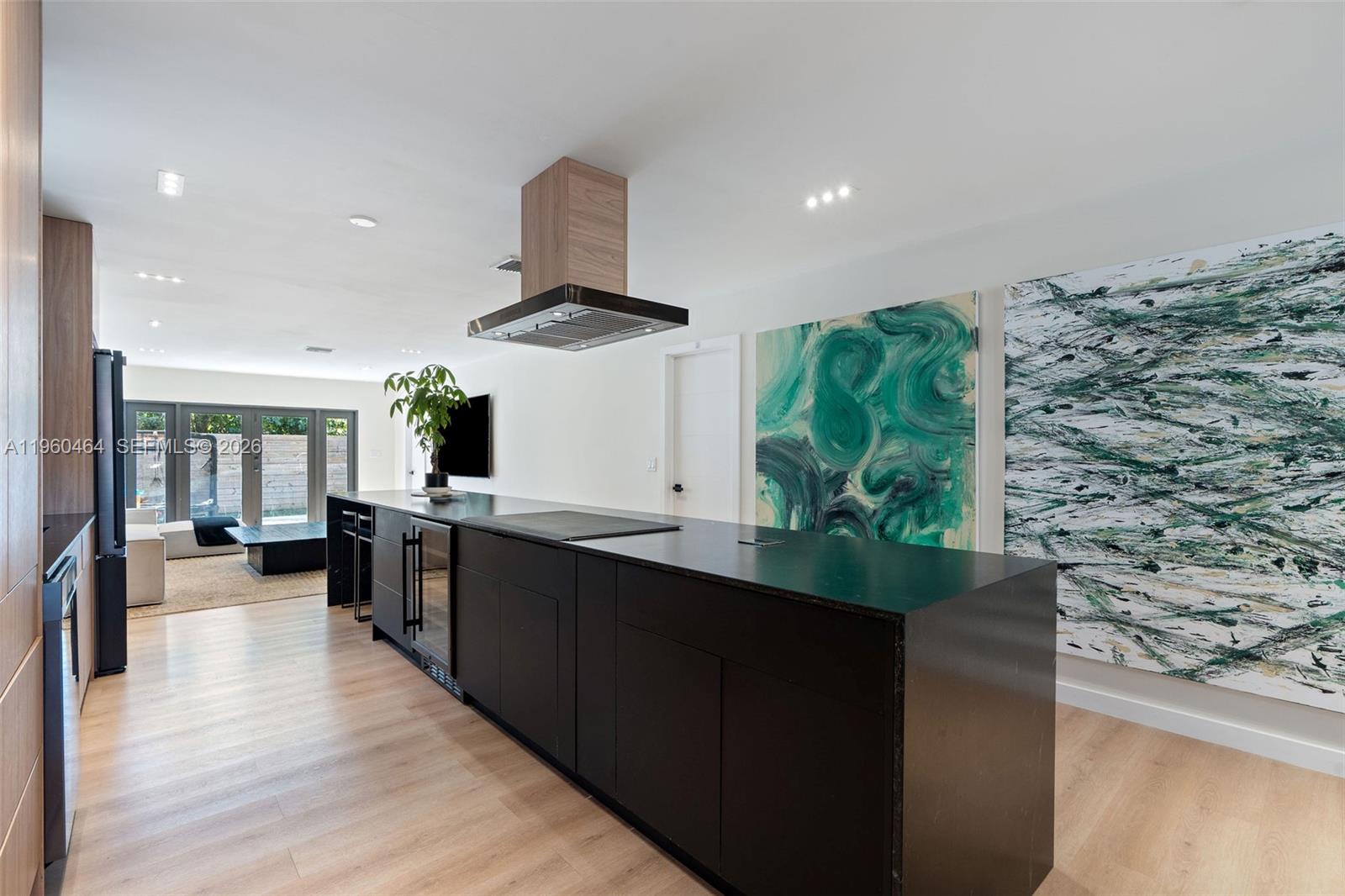 6246 Southwest 10th Street West Miami, FL 33144 - Photo 7 of 29