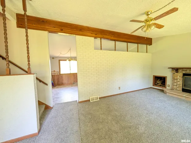 $264,900 | 6646 Mason Road, Manito, IL 61546