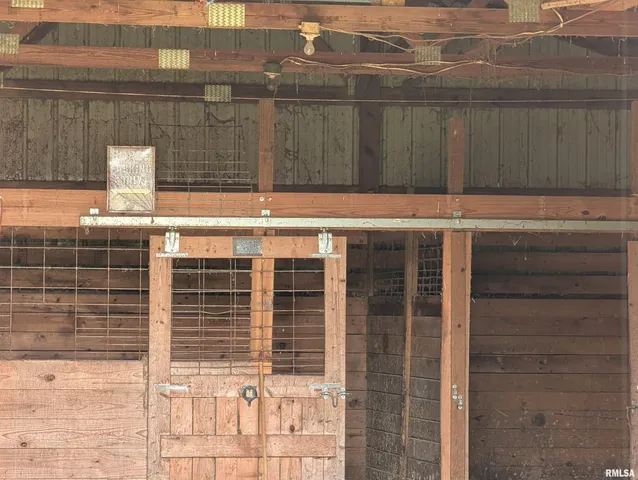 $264,900 | 6646 Mason Road, Manito, IL 61546