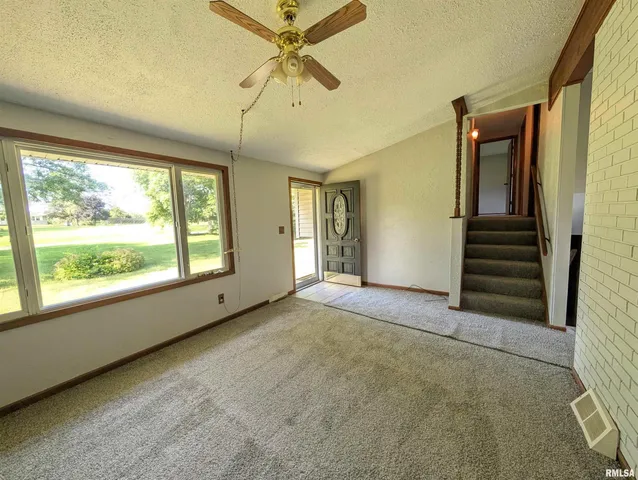 $264,900 | 6646 Mason Road, Manito, IL 61546