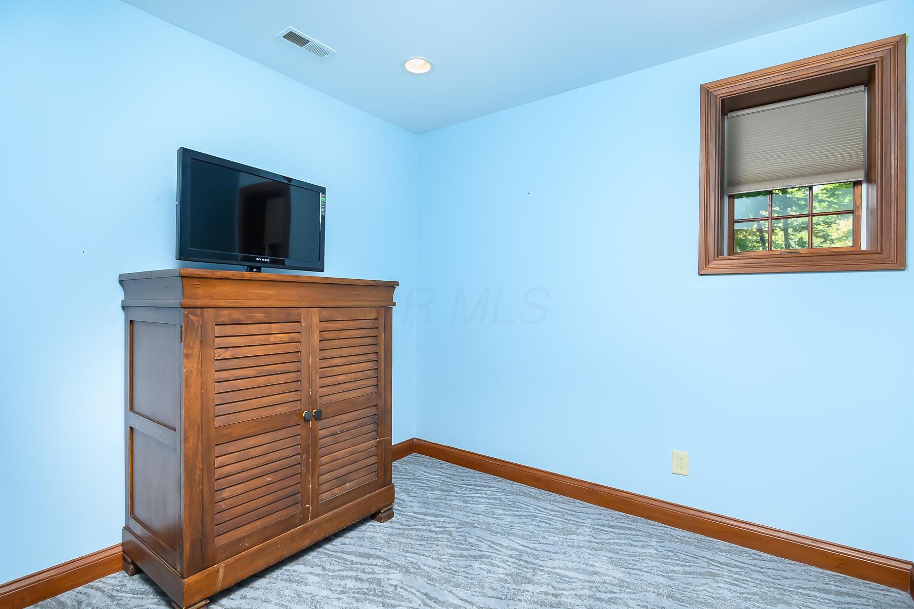 1009 Alpine Valley Road Zanesfield, OH 43360 - Photo 27 of 33