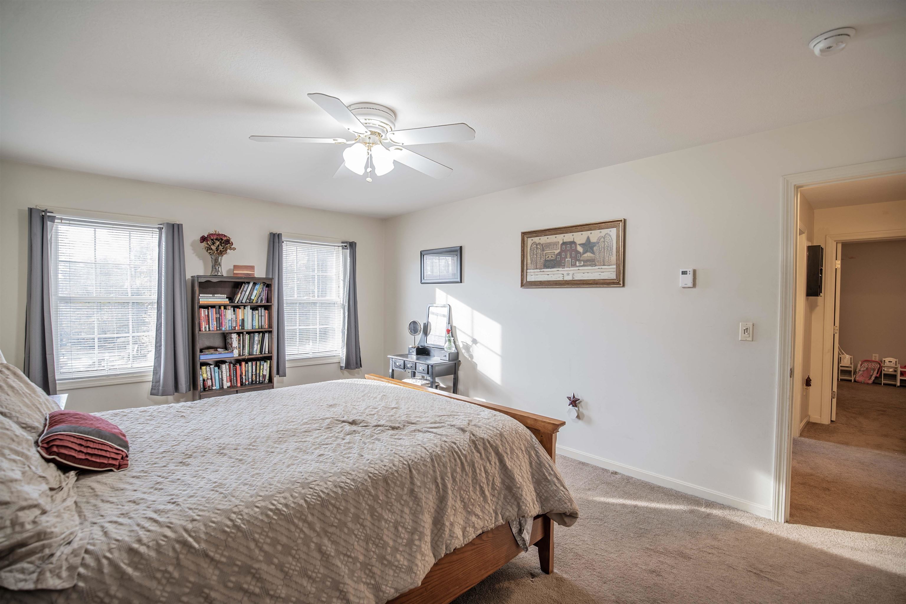 39 Hoit Road Epsom, NH 03234 - Photo 18 of 60