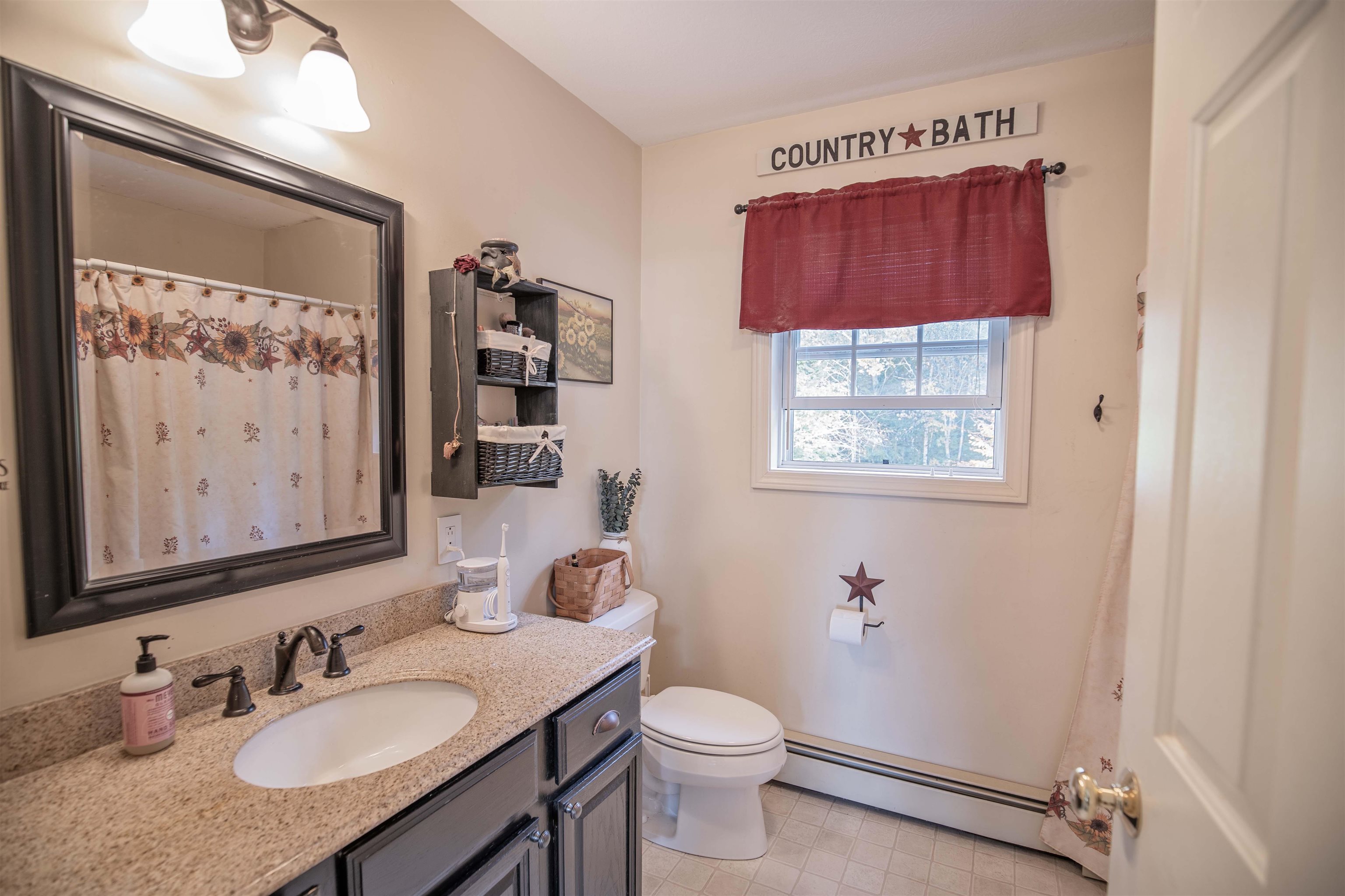 39 Hoit Road Epsom, NH 03234 - Photo 21 of 60