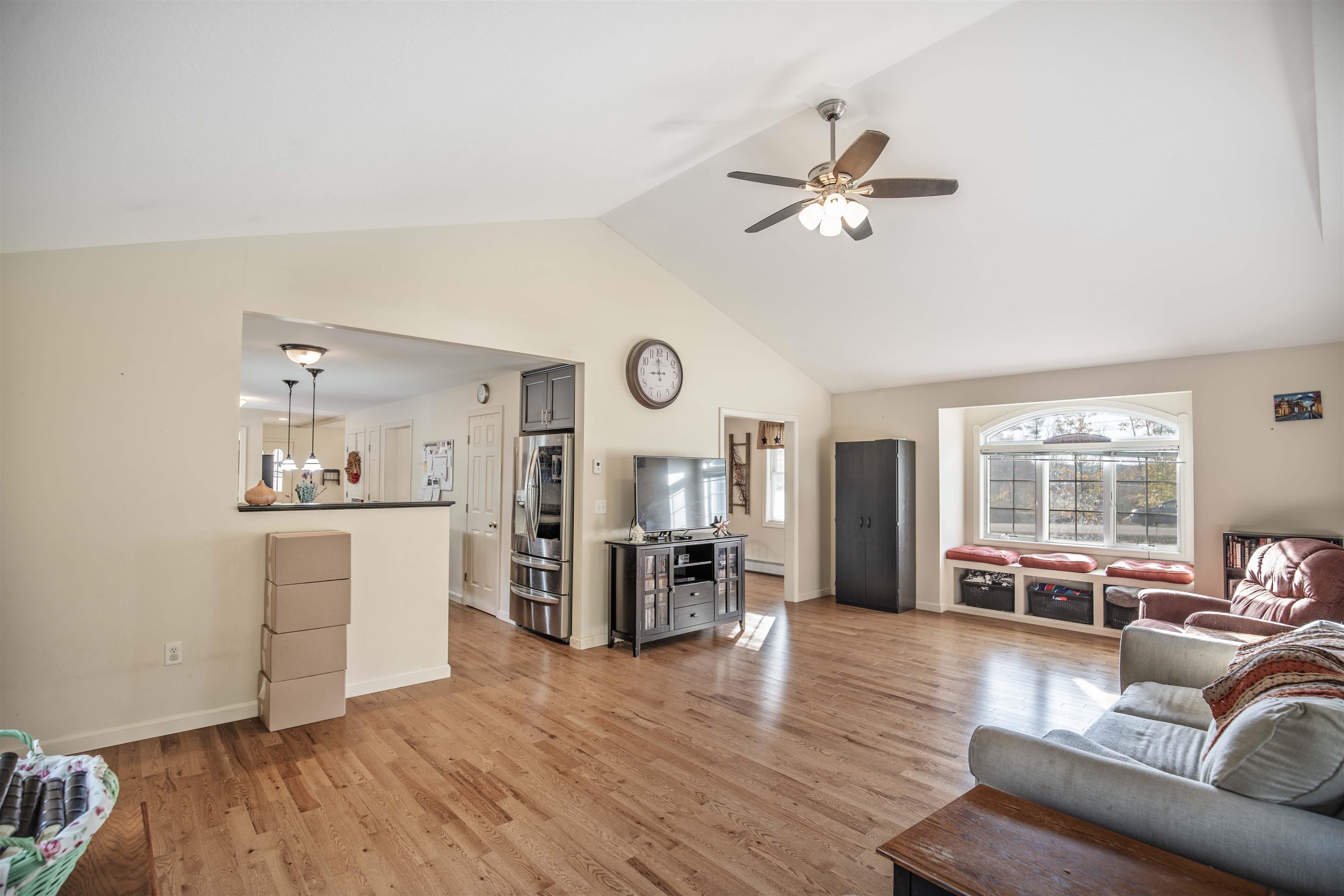 39 Hoit Road Epsom, NH 03234 - Photo 9 of 60