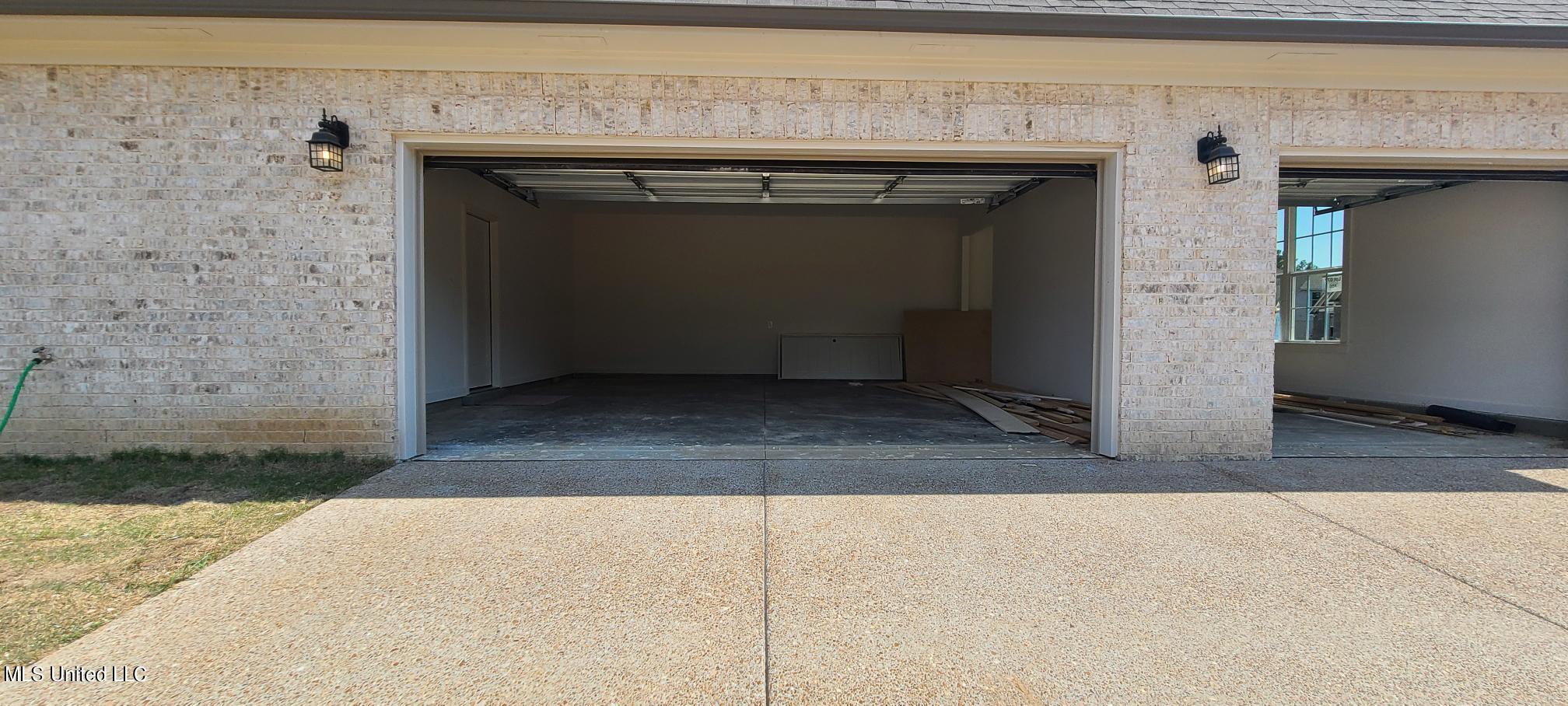392 Ruskin Loop Hernando, MS 38632 - Photo 21 of 24 20220621_155348