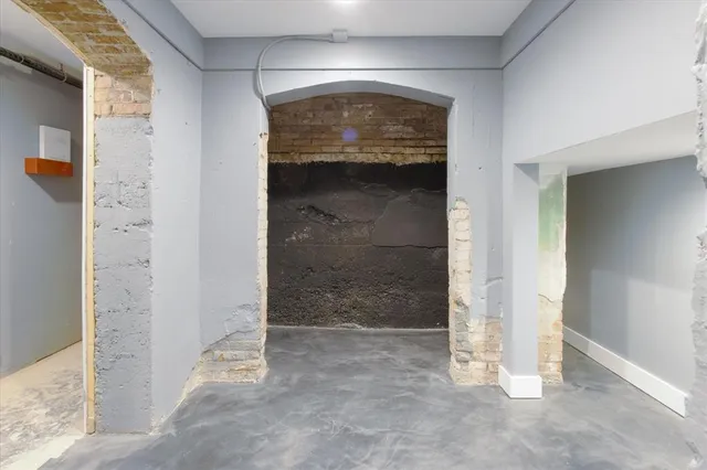 $950,000 | 749 North Park Avenue, Unit A, Indianapolis, IN 46202