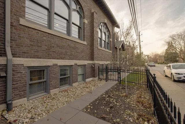 $950,000 | 749 North Park Avenue, Unit A, Indianapolis, IN 46202