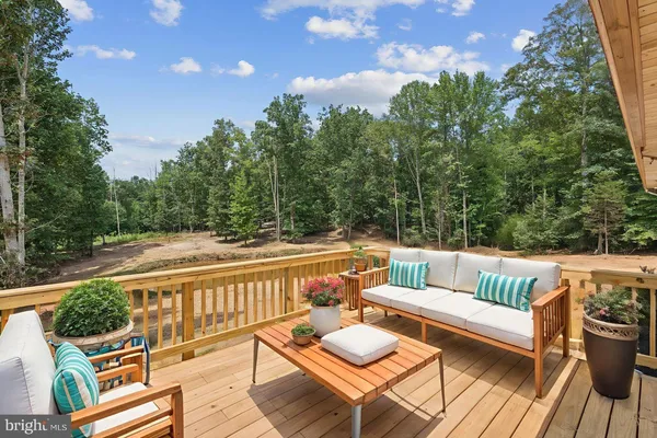 $749,900 | 5323 Greatmeade Lane, Sumerduck, VA 22742