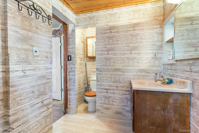 $480,000 | 264 Woodworth Avenue, Yonkers, NY 10701