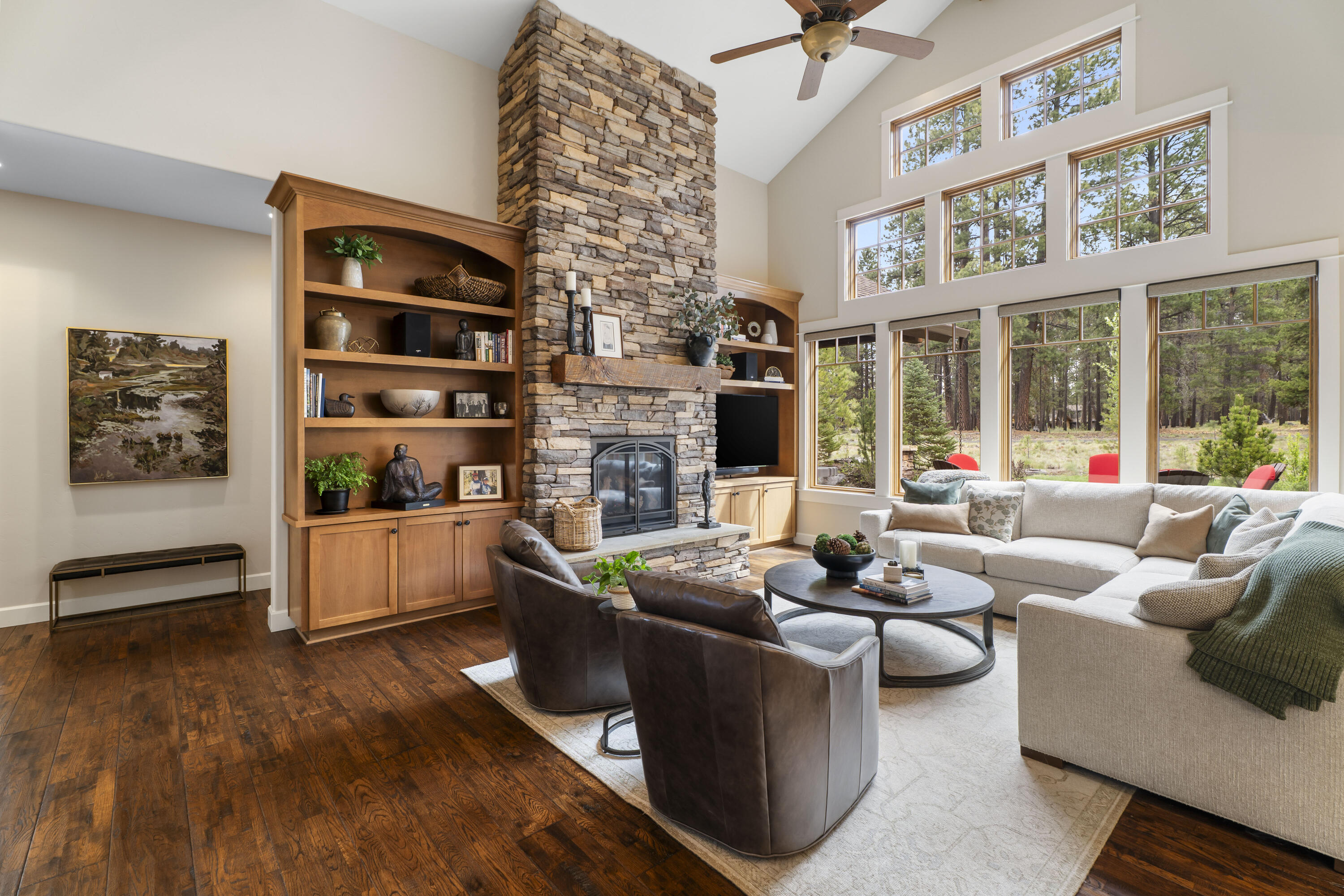 56155 Sable Rock Loop, Unit 277 Bend, OR 97707 - Photo 11 of 63 Great Room