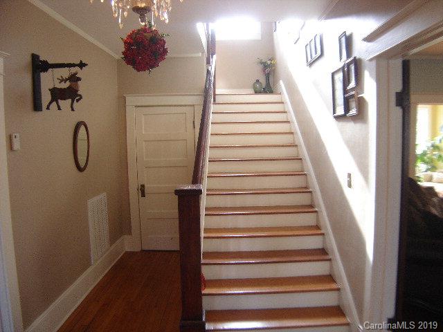 518 Rutherford Road Marion, NC 28752 - Photo 2 of 46 Gallery Image 2