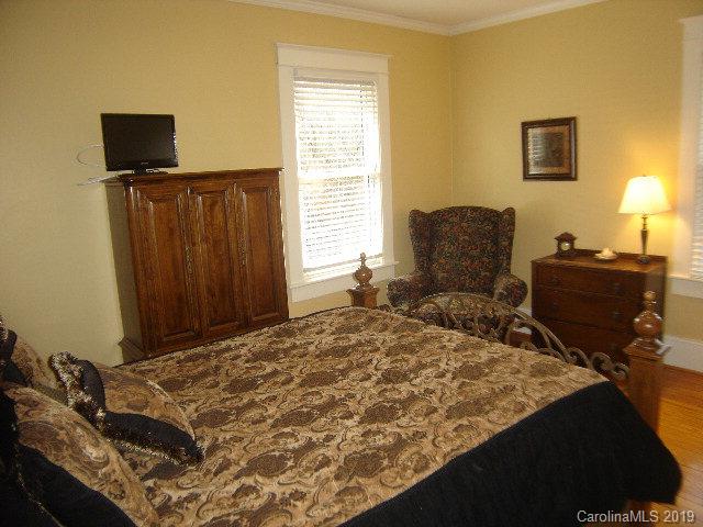 518 Rutherford Road Marion, NC 28752 - Photo 25 of 46 Gallery Image 25
