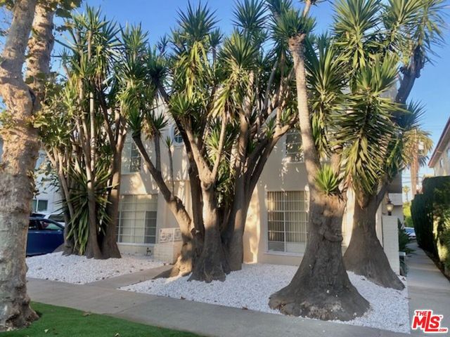 a view of a outdoor space