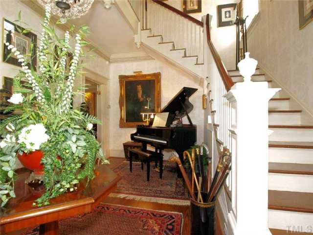 610 Lane Street Raleigh, NC 27601 - Photo 3 of 24 Gallery Image 3