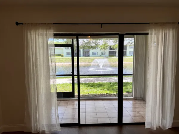 $2,700 | 401 Sabal Ridge Circle, Unit 401B, Palm Beach Gardens, FL 33418