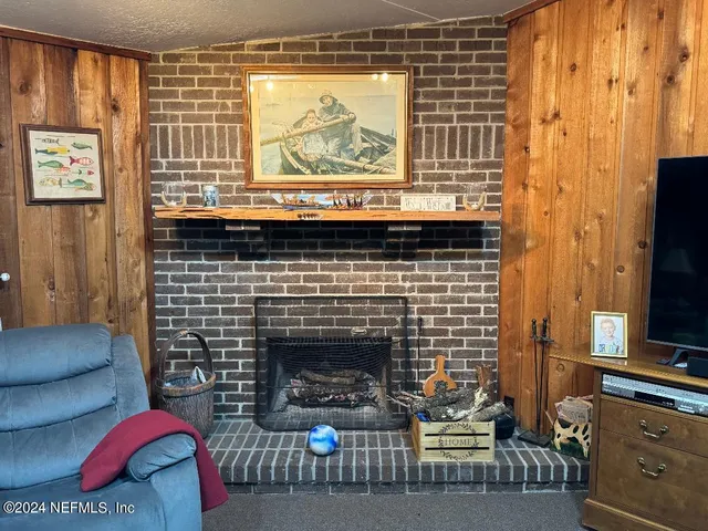 $397,000 | 186 Little Orange Lake Drive, Hawthorne, FL 32640