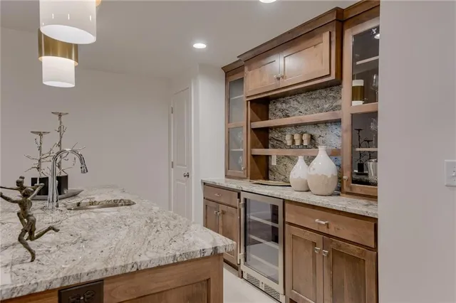 $749,950 | 2436 180th Street, Overland Park, KS 66085