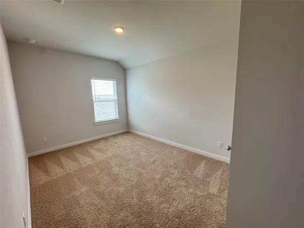 $2,990 | 112 Corn Lane, Hutto, TX 78634