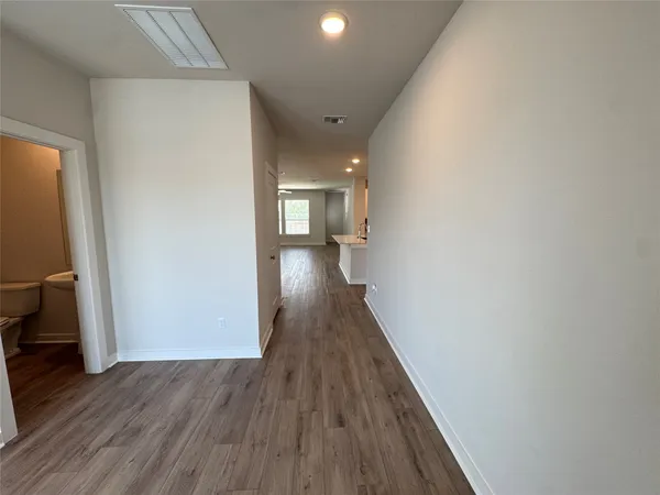 $2,990 | 112 Corn Lane, Hutto, TX 78634