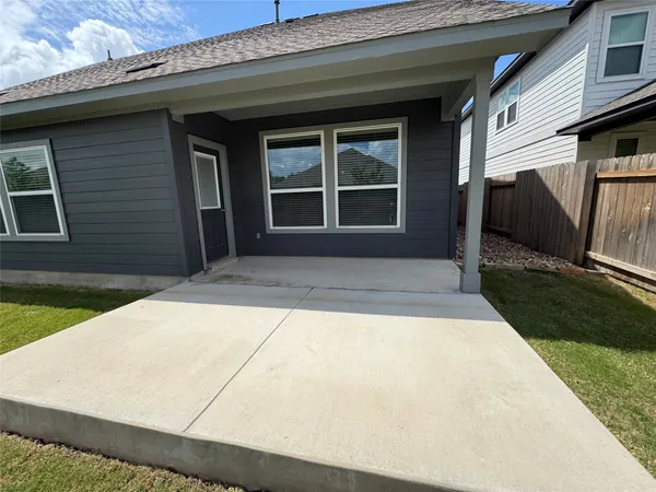 $2,990 | 112 Corn Lane, Hutto, TX 78634