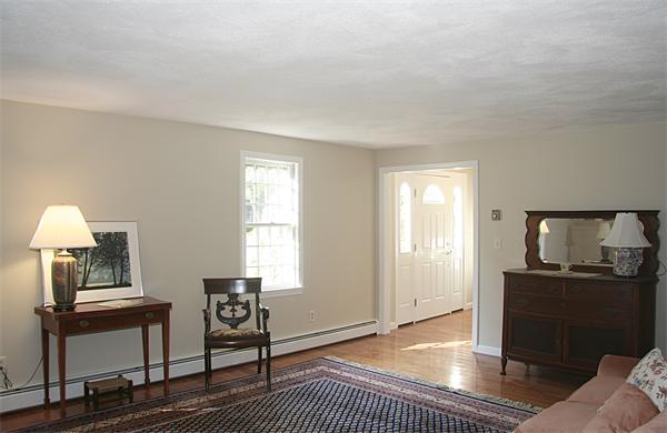 9 Stonehill Road Marlborough, MA 01752 - Photo 14 of 29 Gallery Image 14