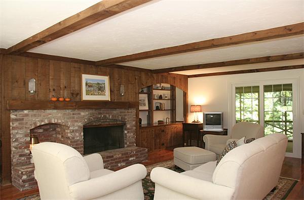 9 Stonehill Road Marlborough, MA 01752 - Photo 4 of 29 Gallery Image 4