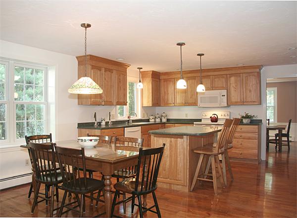 9 Stonehill Road Marlborough, MA 01752 - Photo 8 of 29 Gallery Image 8