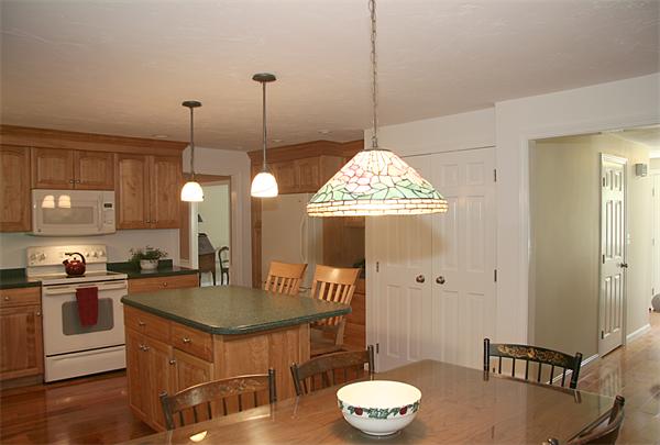 9 Stonehill Road Marlborough, MA 01752 - Photo 9 of 29 Gallery Image 9