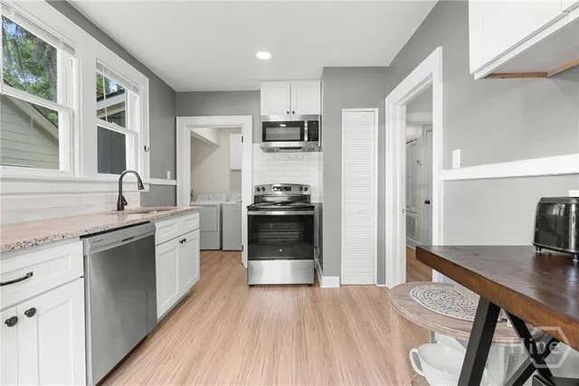 $1,750 | 2141 New York Avenue, Unit A, Savannah, GA 31404