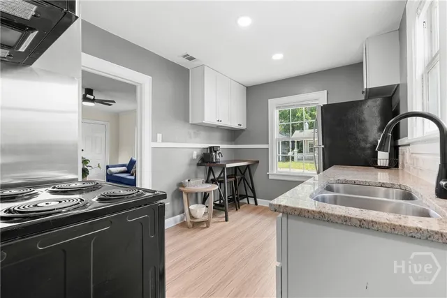 $1,750 | 2141 New York Avenue, Unit A, Savannah, GA 31404