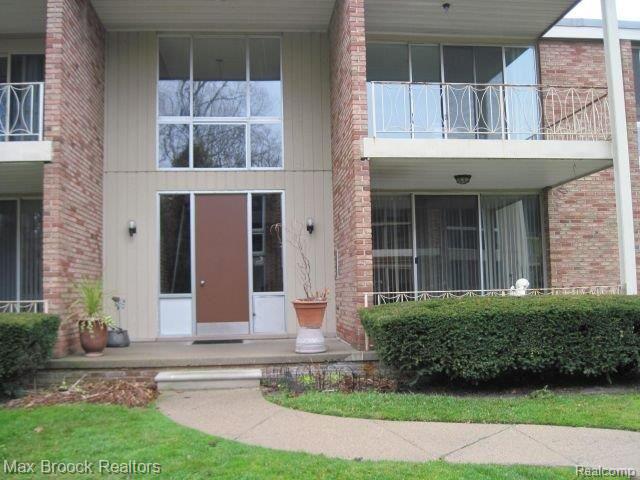 4041 West Maple Road, Unit 104 Bloomfield Hills, MI 48301 - Photo 1 of 18 Exterior.jpg