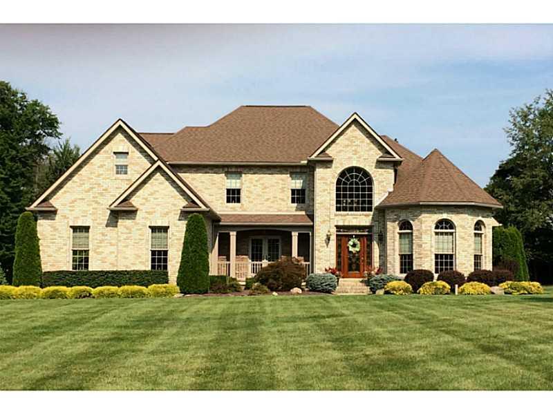 464 Deer Run Road New Castle, PA 16105 - Photo 1 of 25 Exterior Front.