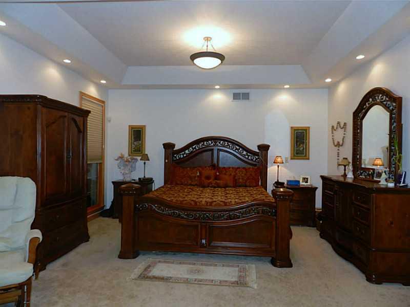 464 Deer Run Road New Castle, PA 16105 - Photo 14 of 25 Master Bedroom.