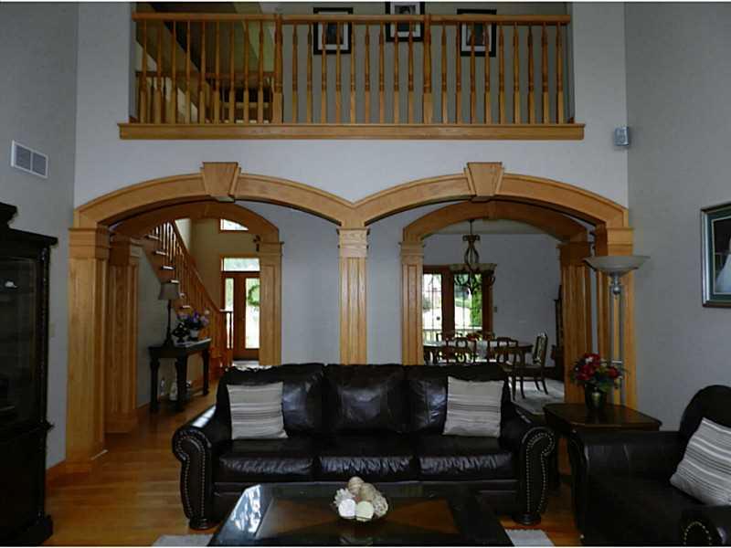 464 Deer Run Road New Castle, PA 16105 - Photo 10 of 25 Living Room.