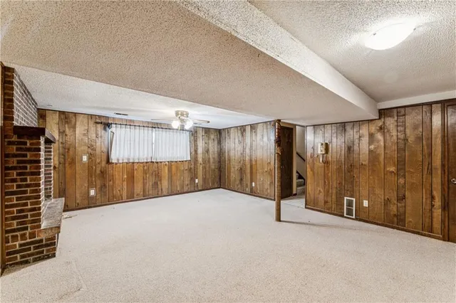 $300,000 | 13021 222nd Street, Linwood, KS 66052