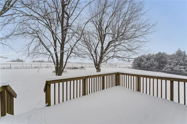 $300,000 | 13021 222nd Street, Linwood, KS 66052