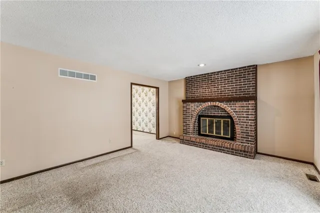 $300,000 | 13021 222nd Street, Linwood, KS 66052