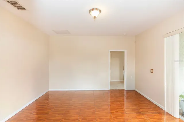 $330,000 | 587 Bluff Pass Drive, Eustis, FL 32726