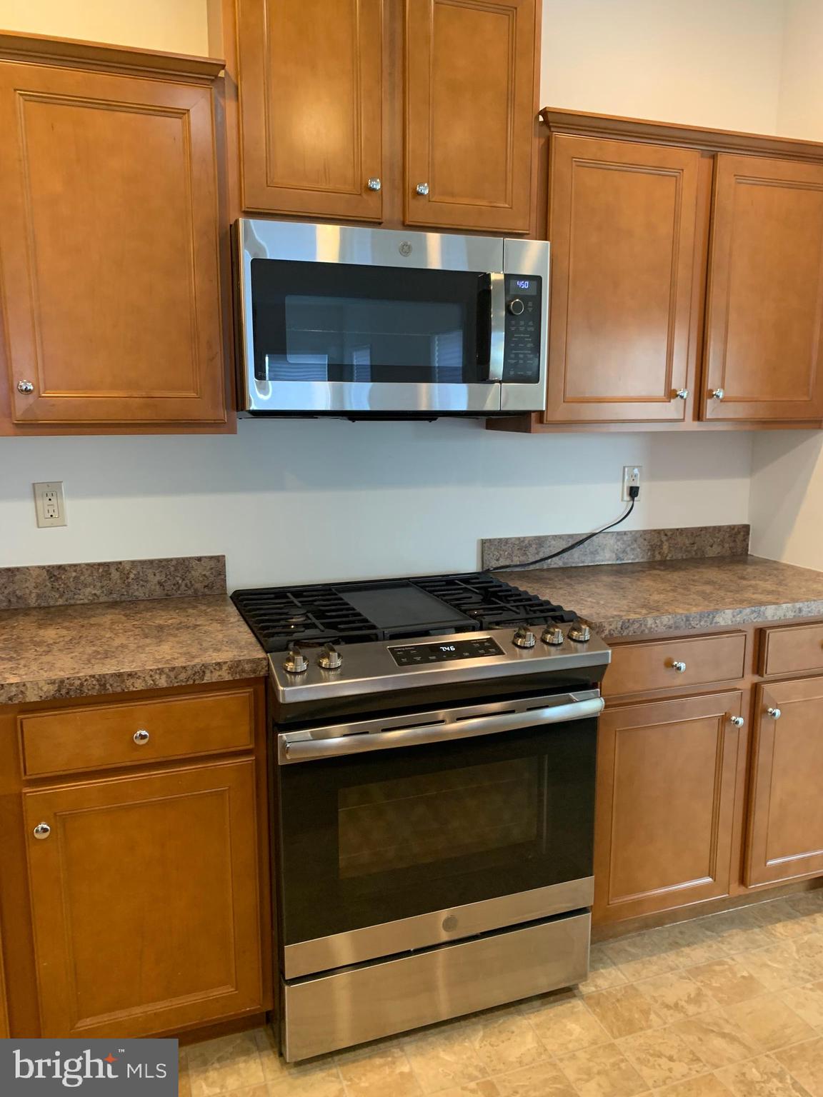 154 Spring Meadows Road Manchester, PA 17345 - Photo 31 of 48 kitchen