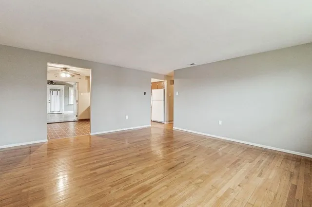 $284,995 | 8232 Steubenville Pike, Imperial, PA 15126