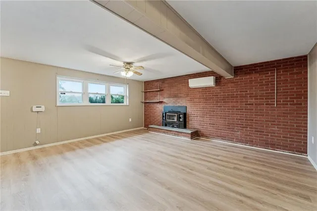 $284,995 | 8232 Steubenville Pike, Imperial, PA 15126