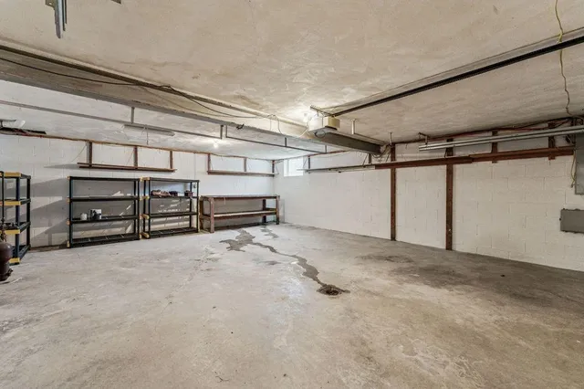 $284,995 | 8232 Steubenville Pike, Imperial, PA 15126