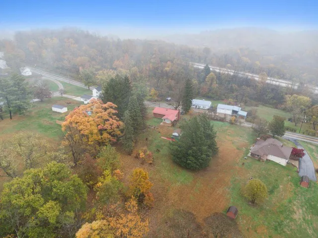 $284,995 | 8232 Steubenville Pike, Imperial, PA 15126