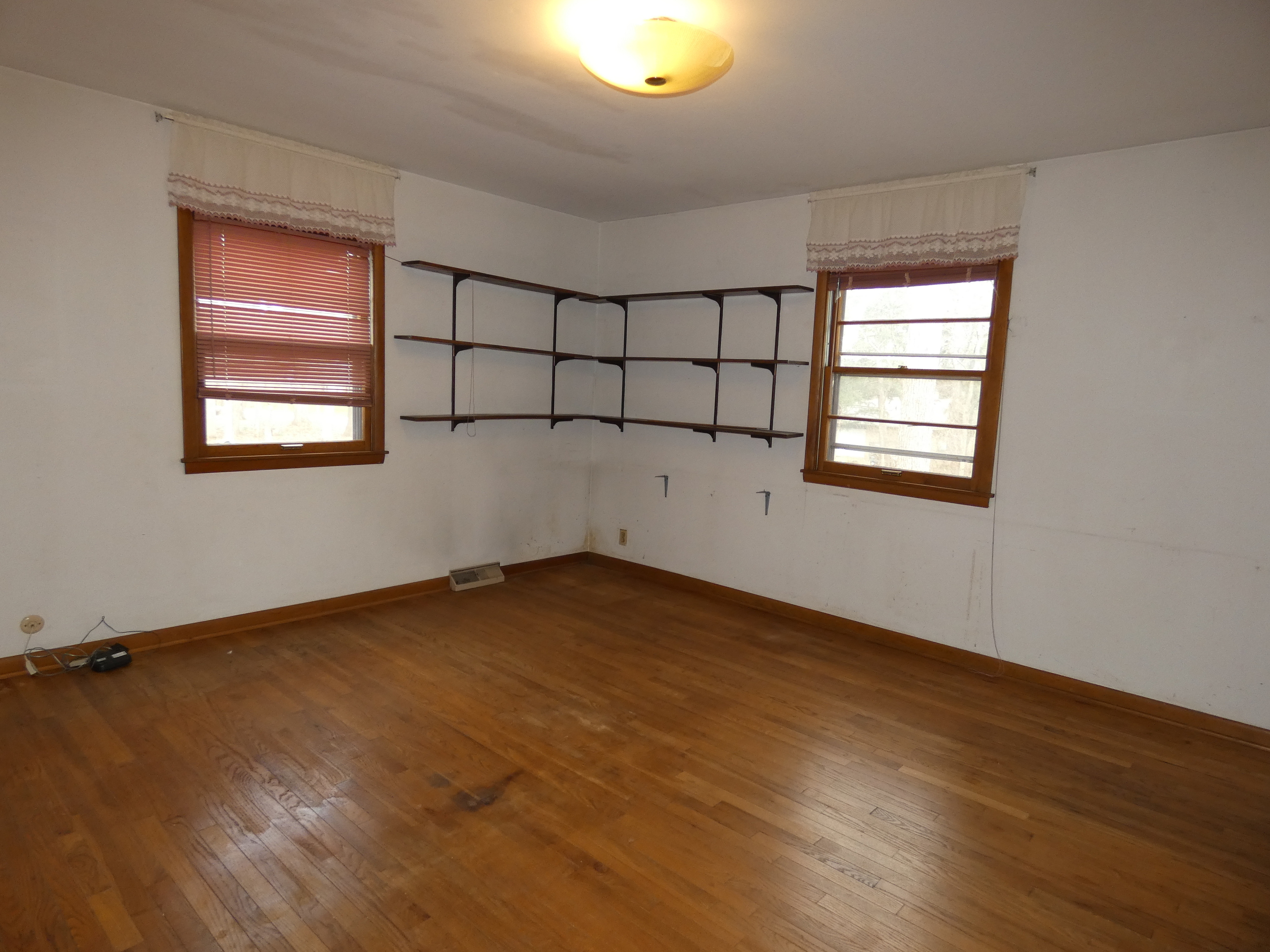 4522 Manning Road Indianapolis, IN 46228 - Photo 9 of 11 Gallery Image 9