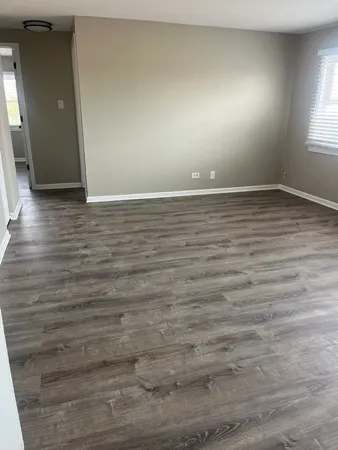 $1,600 | 10805 South Lloyd Drive, Unit 10, Worth, IL 60482