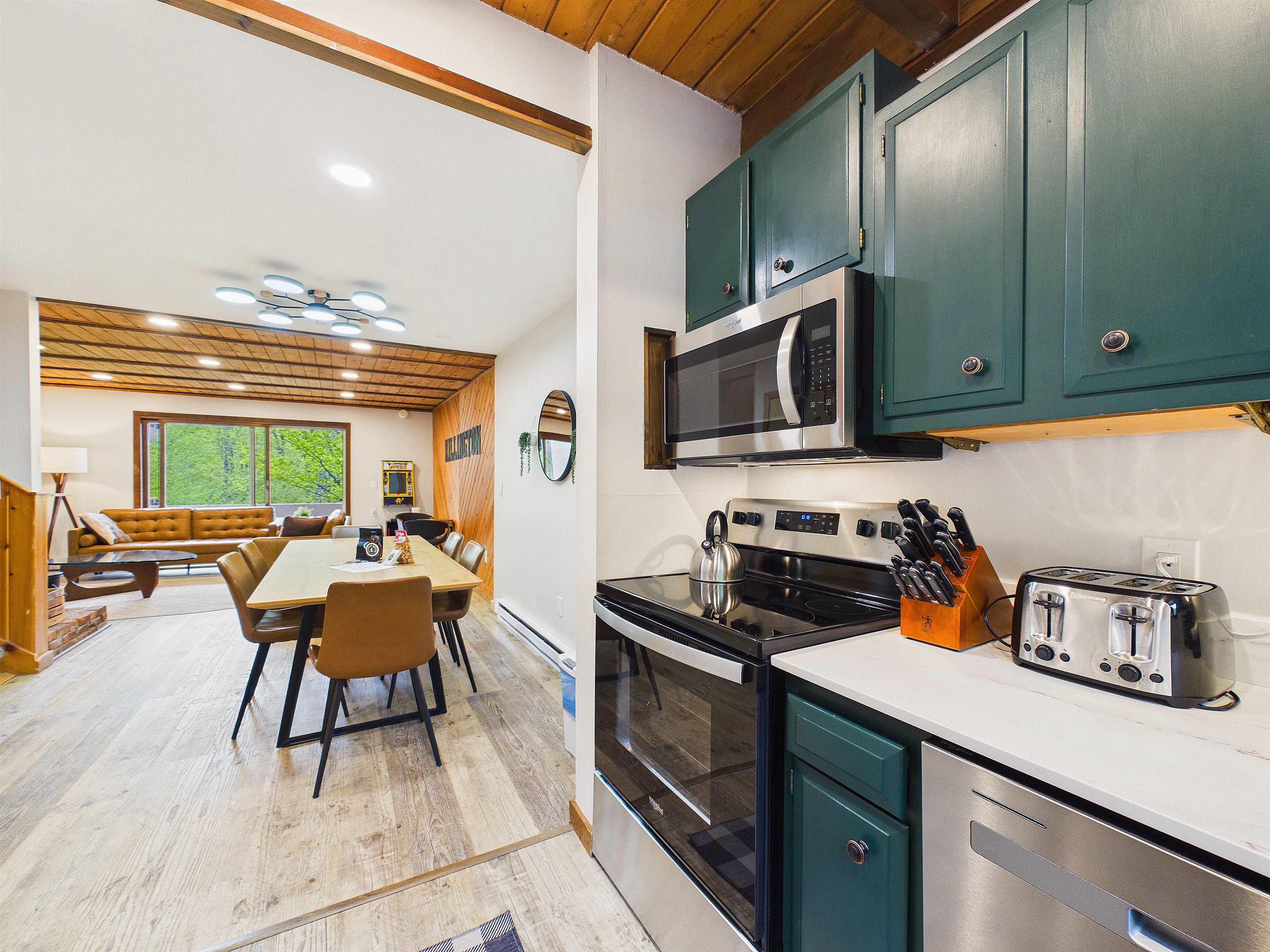 774 East Mountain Road, Unit E6 Killington, VT 05751 - Photo 18 of 46