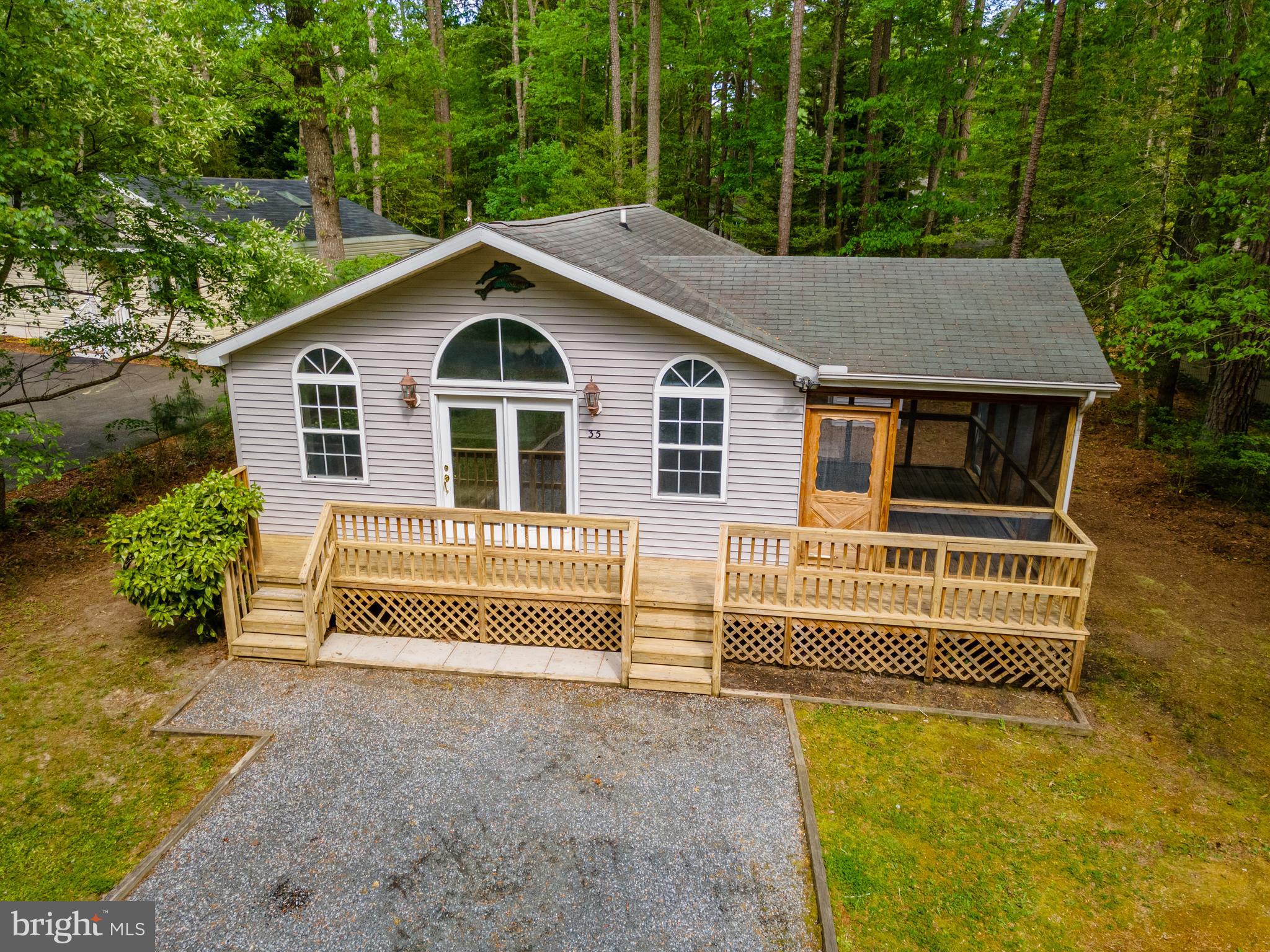 35 Canal Road Ocean Pines, MD 21811 - Photo 3 of 31